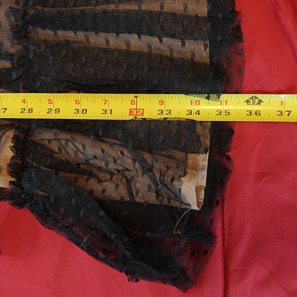 Circle Lace Black Cocktail Dress - Picture 14 of 15